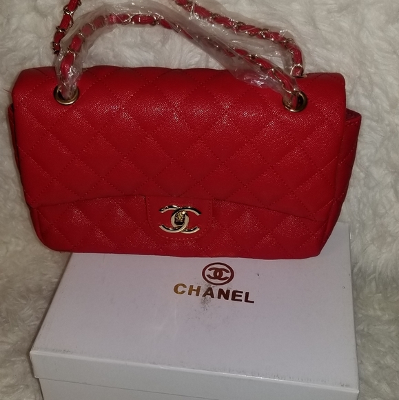 Purses - Picture 3 of 8